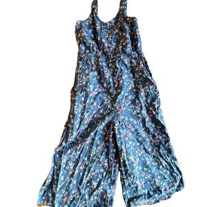 Girls flower jumper with belt loops lightly loved back to school clothes size 10